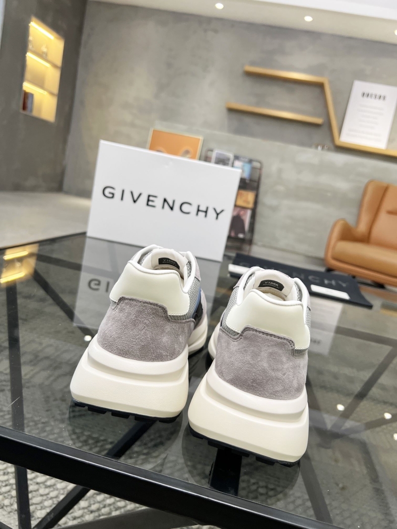 Givenchy Sneakers